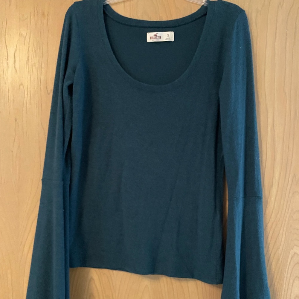 Wide sleeve shirt